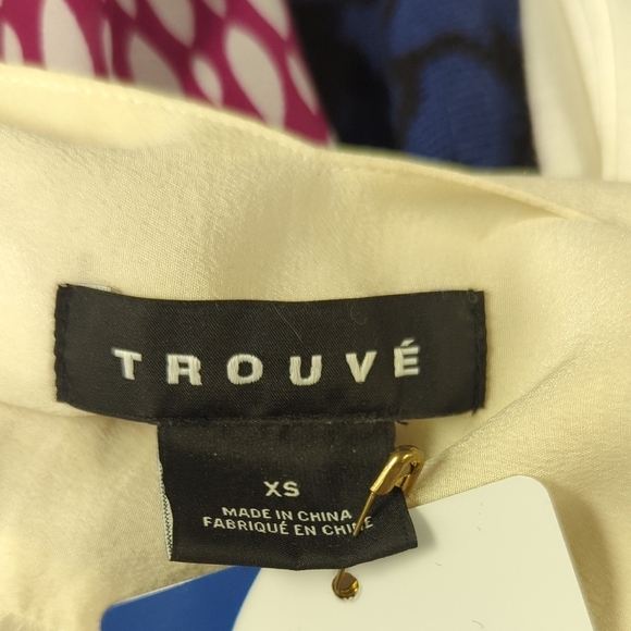 Trouve Silk V Neck Blouse White XS Business casual preppy classic office basic - Picture 4 of 6